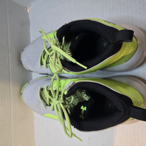 Under Armour Athletic Shoes Yellow and Gray‎ Dynamic Design main image 5